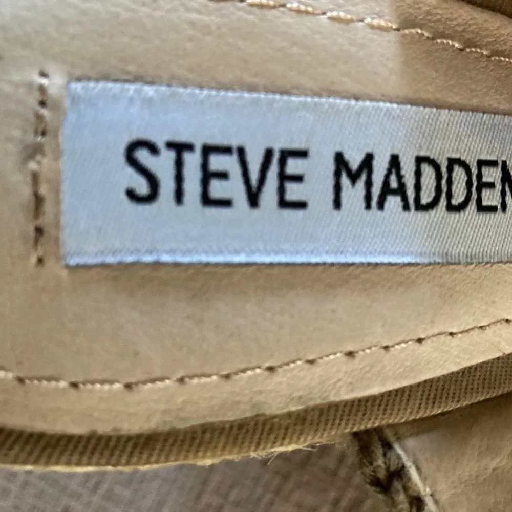 Steve Madden Khaki/Tan ankle wrap 4.75 inch wedge heel - Size 9 - Worn just once - Picture 9 of 13